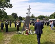 Ūtos kaime, Varėnos raj., atidengtas paminklas pirmajai sovietų okupacijos aukai – pasieniečiui Aleksandrui Barauskui